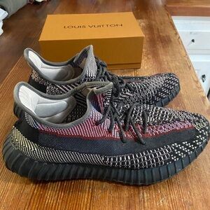 SOLD🚫YEEZY boost men’s shoes
